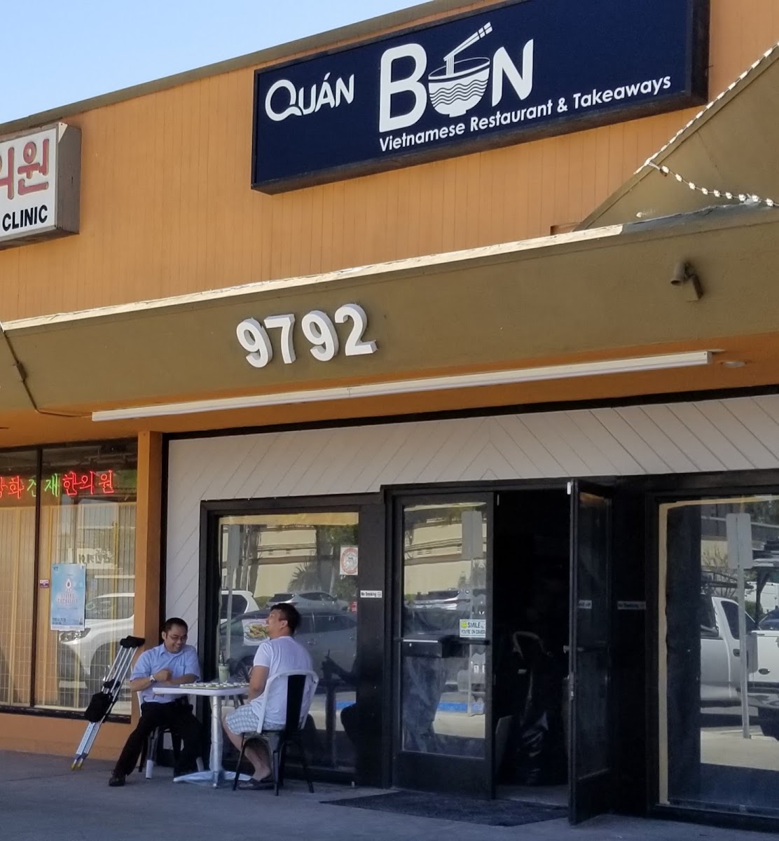 Quán Bún